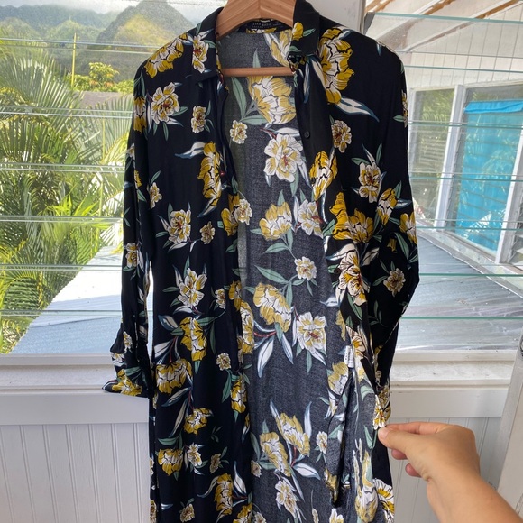 ZARA Flower Print Button Front Dress - Picture 4 of 7